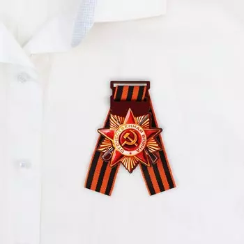 Значок деревянный с лентой цветной