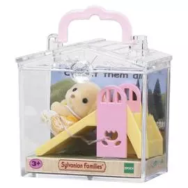 Sylvanian Families набор "Младенец собачка на горке"