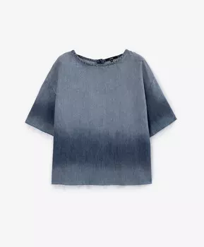 Блузка оверсайз из тонкого денима с открытыми срезами голубая GLVR