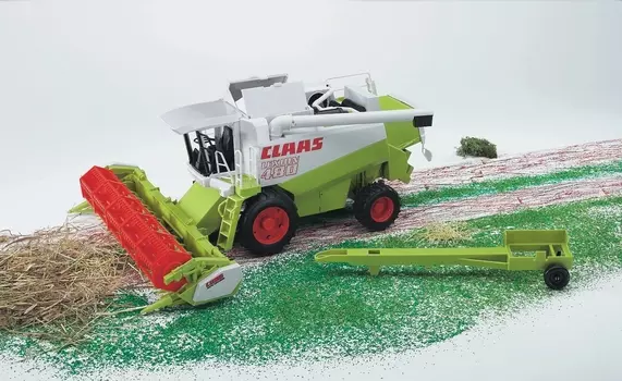 Bruder Комбайн Claas Lexion 480