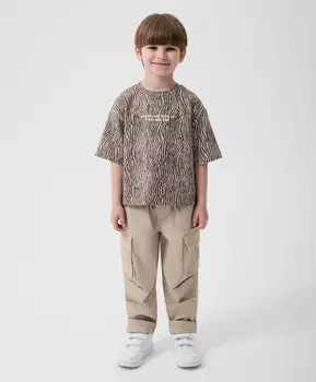 Брюки для мальчика с карманами-карго бежевые Gulliver