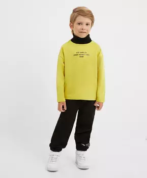 Брюки-джоггеры трикотажные чёрные для мальчика Gulliver (134)