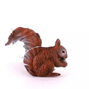 Красная белка фигурка животного