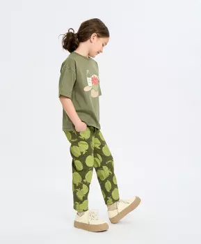 Джинсы багги для девочки зеленые с вытравкой Button Blue