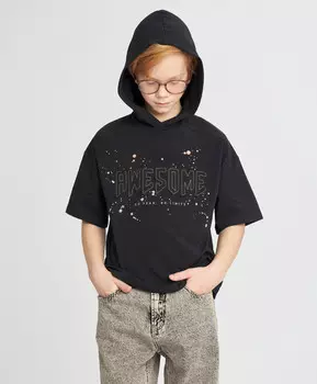 Футболка с капюшоном и коротким рукавом для мальчика черная с аппликацией Button Blue