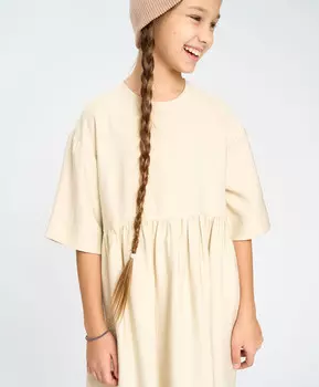 Платье оверсайз с коротким рукавом для девочки молочное Button Blue
