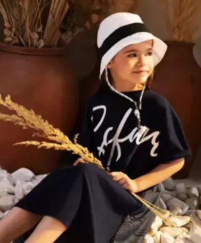 Платье с коротким рукавом синее Gulliver (128)