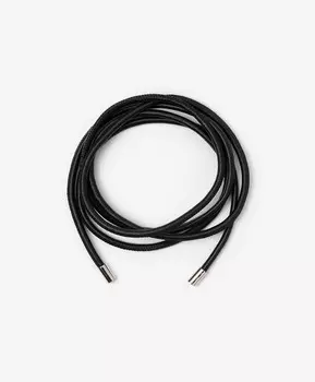 Пояс-шнур из натуральной кожи с металлическими наконечниками черный GLVR