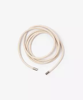 Пояс-шнур из натуральной кожи с металлическими наконечниками бежевый GLVR