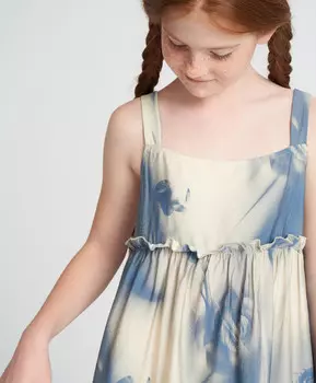 Сарафан на тонких лямках для девочки с воланом мультицвет Button Blue