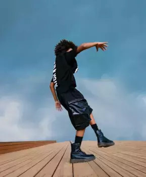 Шорты карго черные Gulliver (164)