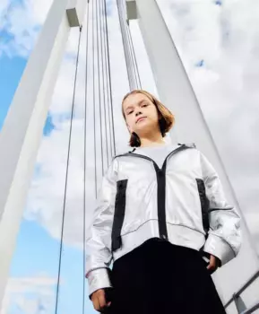 Толстовка на молнии с капюшоном серебристая Gulliver (146)