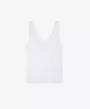 Топ вязаный полуприлегающего силуэта с V-образными вырезами на передней части и спинке молочный GLVR