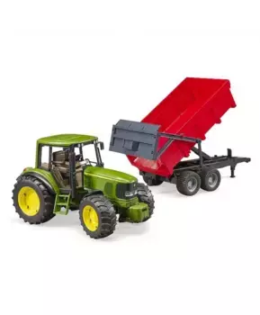 Трактор John Deere с прицепом самосвалом