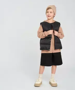 Жилет детский утепленный черный стеганый Button Blue