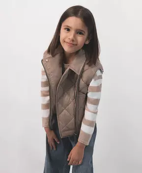 Жилет стёганый из экозамши бежевый Gulliver Select (128)