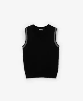 Жилет вязаный чёрный Gulliver (134)