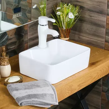 Раковина накладная MELANA MLN-7291X