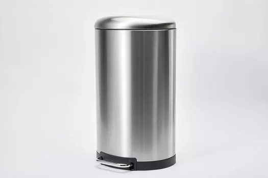 Бак для мусора с крышкой Optima