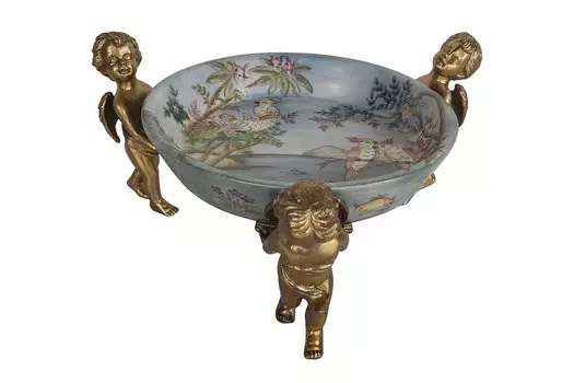 Декоративное блюдо на ангелах