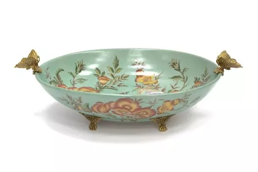 Декоративное блюдо с бабочками