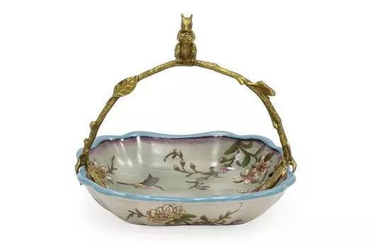 Декоративное блюдо с белкой