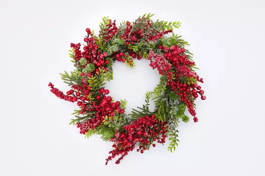 Еловый венок с ягодами 38175