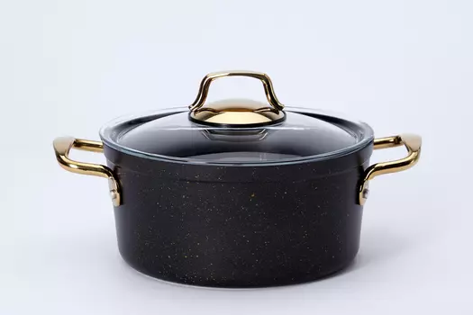 Кастрюля с крышкой Чёрное Золото