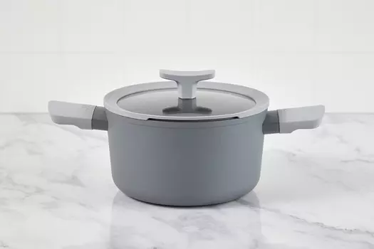 Кастрюля с крышкой Leo