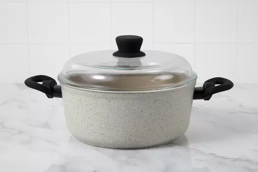 Кастрюля с крышкой Marmia