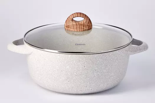 Кастрюля с крышкой со сливом Borneo