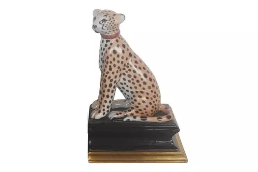 Подставка для книг Леопард