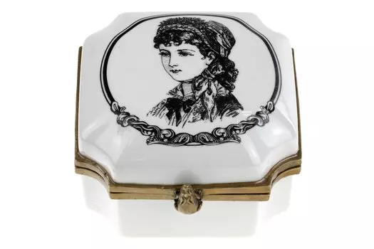 Шкатулка B362