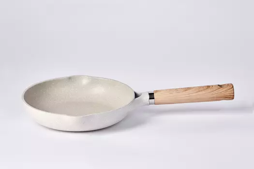 Сковорода со сливом Borneo