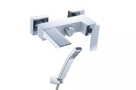 Смеситель для ванны Contest