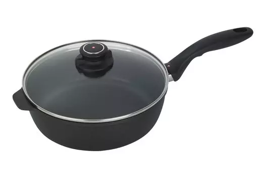 Сотейник с крышкой Classic