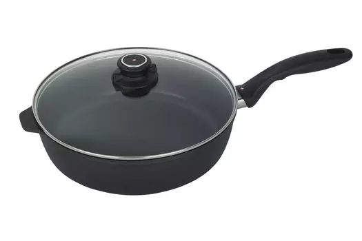 Сотейник с крышкой Classic Induction