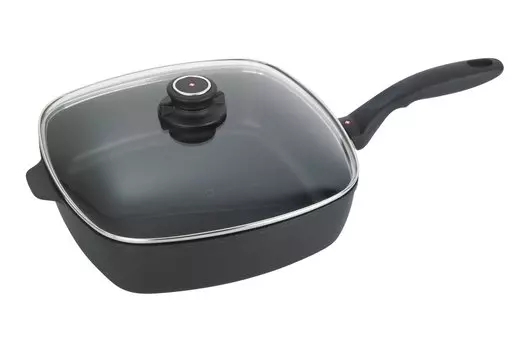 Сотейник с крышкой квадратный Classic