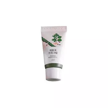 Лёгкий успокаивающий крем с полынью Round Lab Mugwort Calming Cream 15 мл