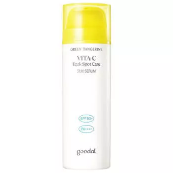 Санскрин от пигментации Goodal Green Tangerine Vita C Dark Spot Care Sun Serum SPF50+ PA++++