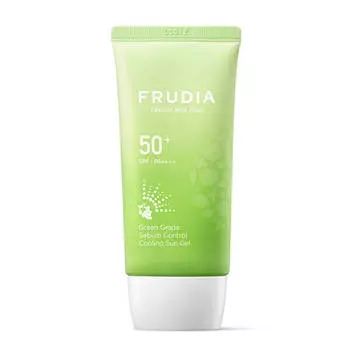 Солнцезащитный гель для жирной кожи Frudia Green Grape Sebum Control Cooling Sun Gel SPF50+ PA ++++
