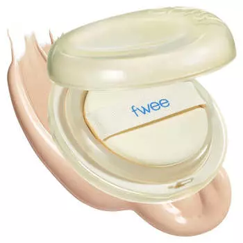 Тональный кушон с сатиновым финишем fwee Cushion Egg-Fit Cover SPF50+ РА+++ 02 Nude