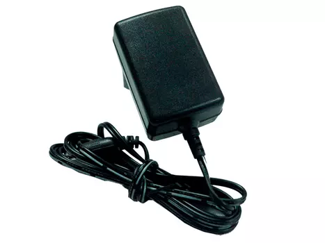 Адаптер питания D-Link DPH-PW/E, Power Supply Unit for DPH phones. Input: 100~240V AC, Output: 5V DC 1A. EU Plug. (DPH-PW/E)
