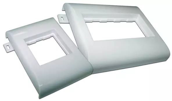 Пластиковый суппорт 45Х90, безвинтовой на защелках, в короб 100 мм (TWT-CT100-FLM45x90)