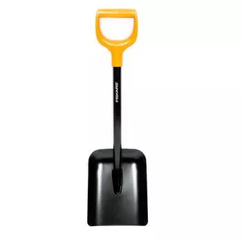 Лопата совковая укороченная Solid Fiskars