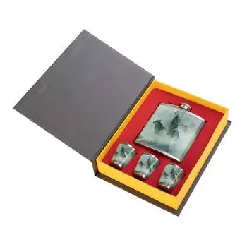 Набор Книга охотника Волки (фляжка 210мл + 3 стопки) HS-KO-W-A19 Helios