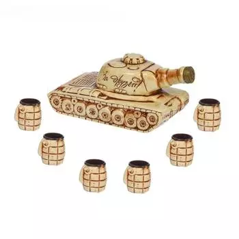 Штоф с рюмками "Танк" 1 л (895961) Сима-ленд