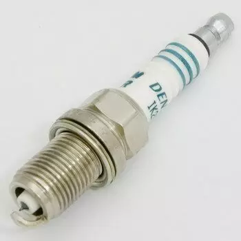 Свеча зажигания Denso Iridium Power с иридиевым электродом, арт. IK20
