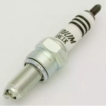 Свеча зажигания NGK Iridium IX с иридиевым электродом, арт. CR8EIX