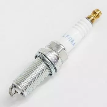 Свеча зажигания NGK Laser Iridium двойная с иридиевым электродом и удлиненной резьбой, арт. ILFR6A